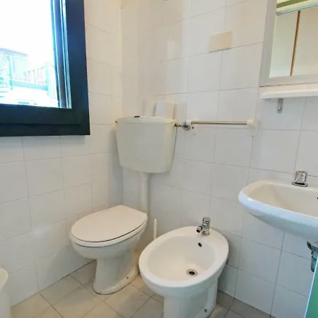 Locazione Turistica Borsetti.15 Holiday home *